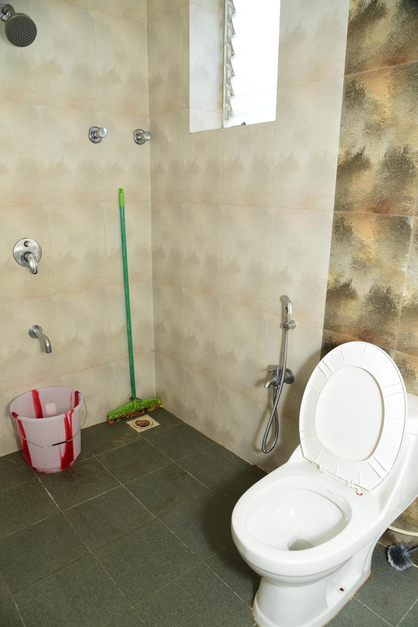 Zalor Residency 2 Apartment Varca Luaran gambar