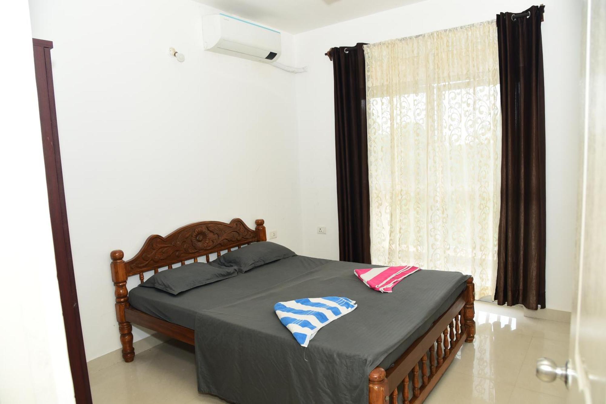 Zalor Residency 2 Apartment Varca Luaran gambar
