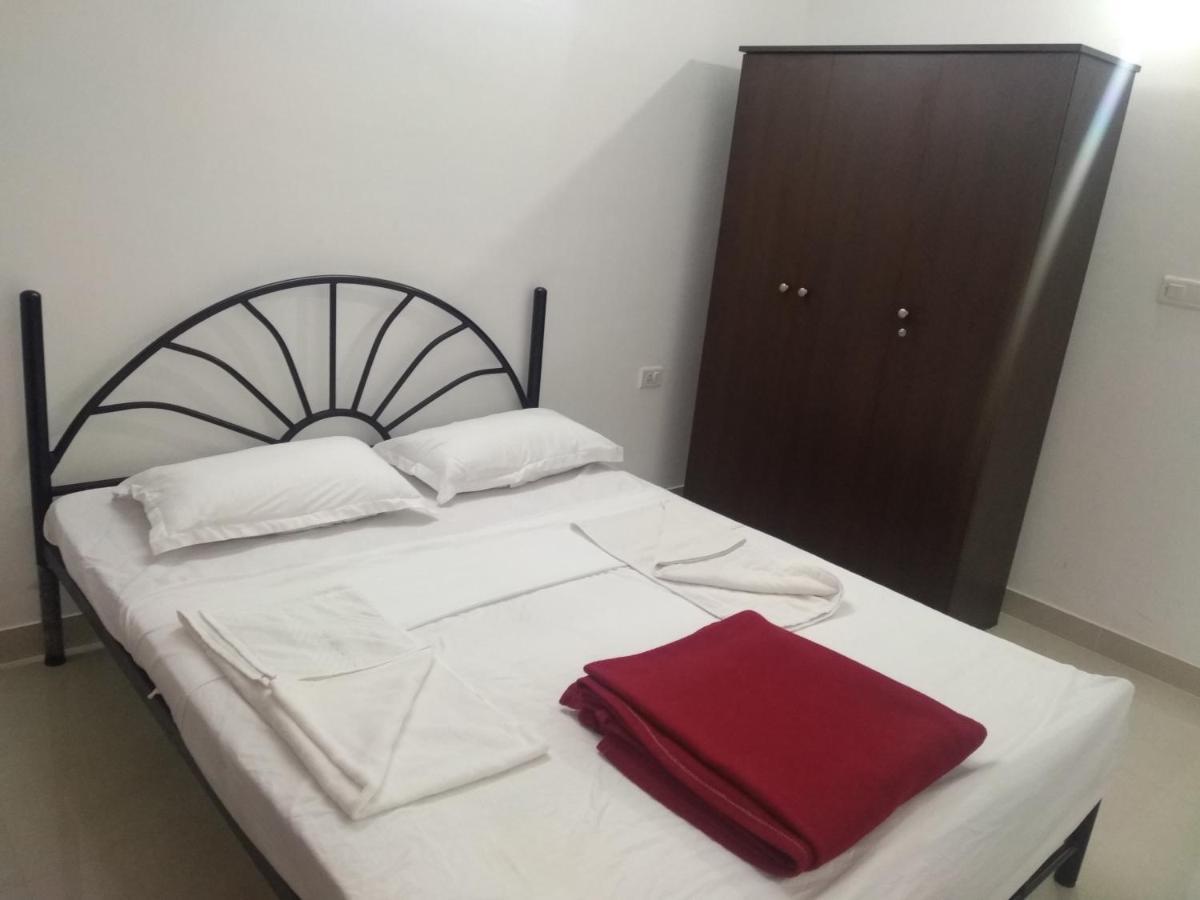 Zalor Residency 2 Apartment Varca Luaran gambar